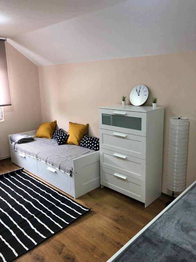 Modern Studio Apartment Oradea Zewnętrze zdjęcie